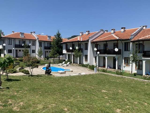 Комплексы для отдыха с коттеджами/бунгало Kalina Complex (House N23) Долна-Баня-4