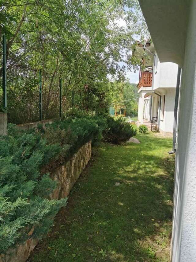 Комплексы для отдыха с коттеджами/бунгало Kalina Complex (House N23) Долна-Баня-7